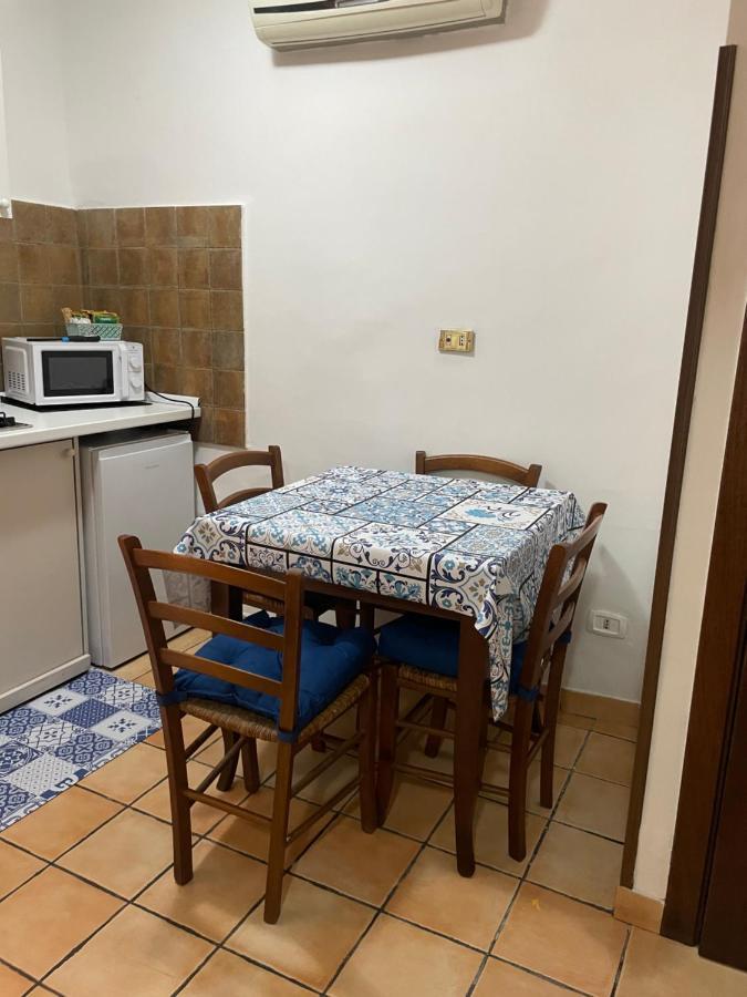 Le Suite Di Ginevra Napoli Eksteriør billede